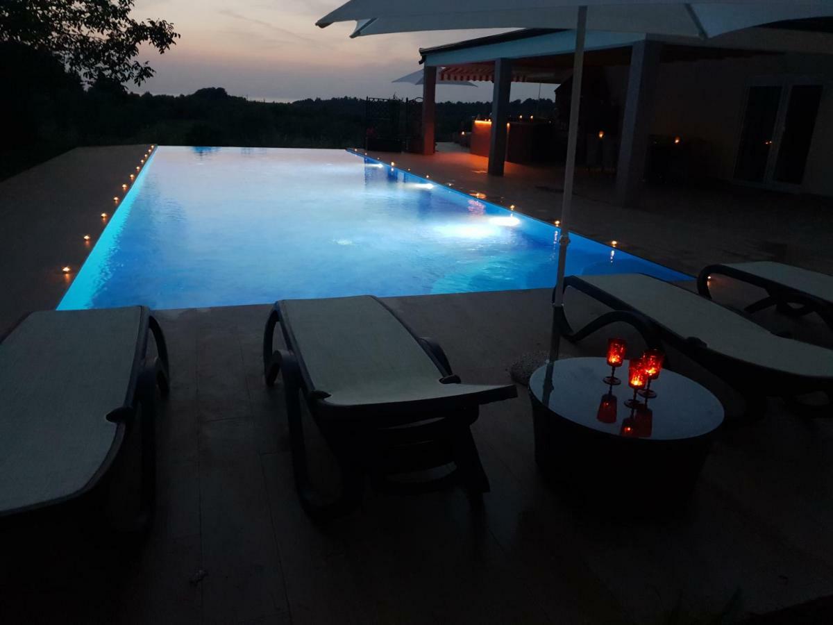 Villa Absolute Privacy Novigrad  Luaran gambar